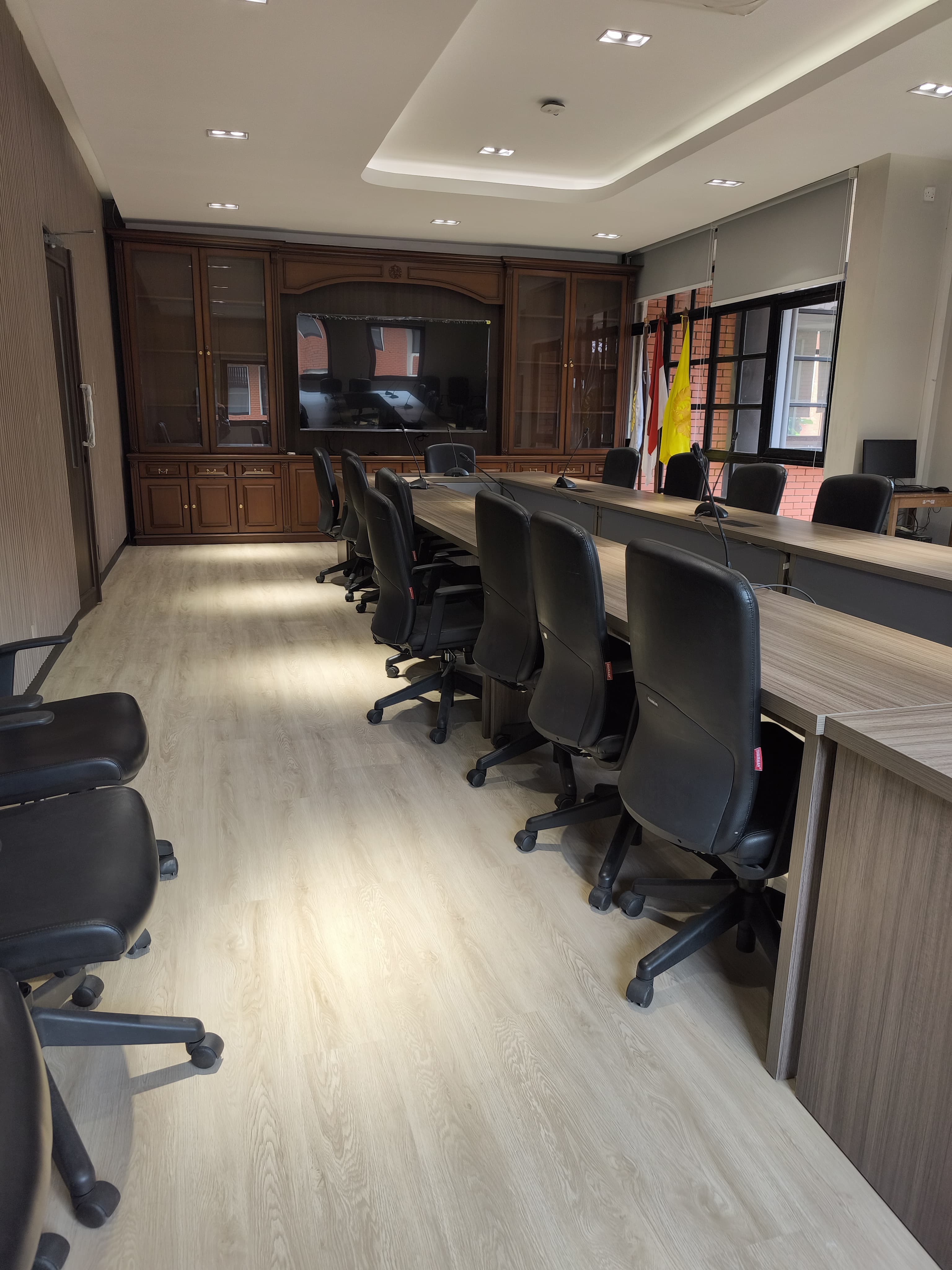 Universitas Indonesia FEB Management